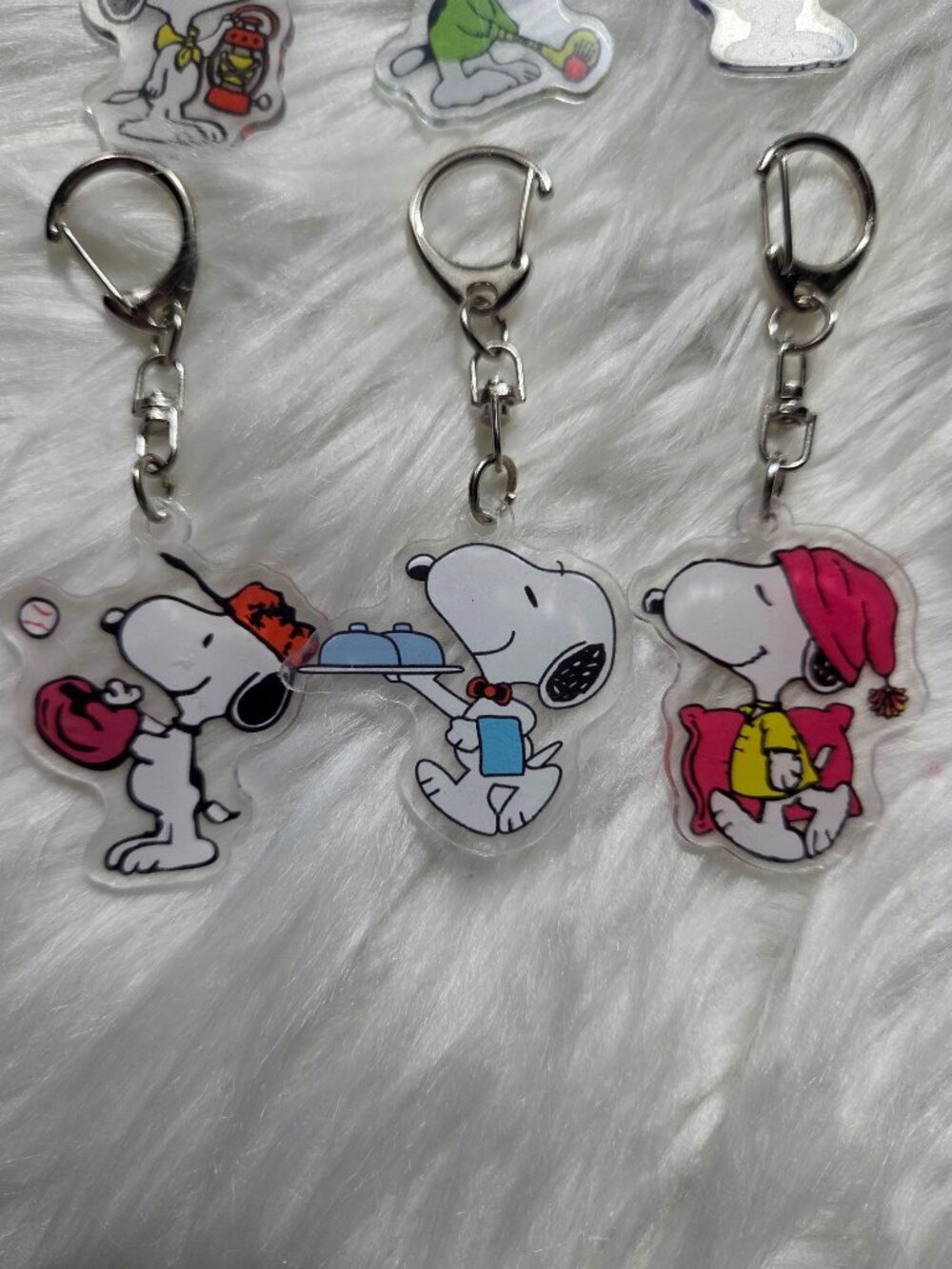 Peanuts Snoopy Character Set of 6 Keychain - Picture 5 of 5